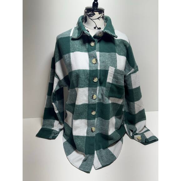 Fantaslook Women’s Shacket Green Plaid Button Front Sz Large Gorpcore Boyfriend - Picture 1 of 6